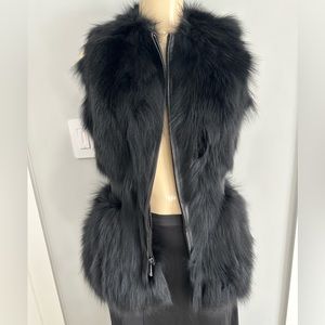 Bcbgmaxazria size S fox fur vest